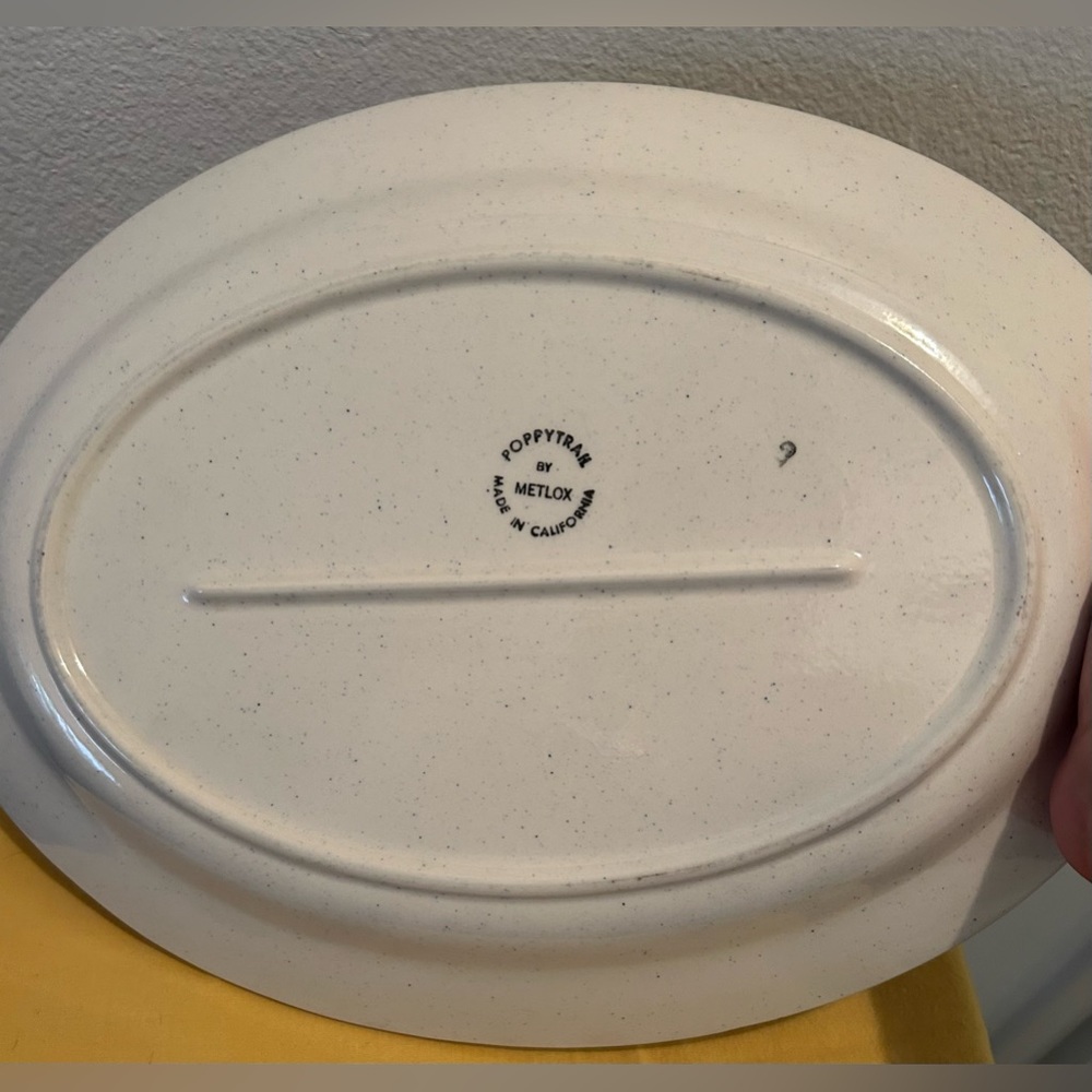 Metlox “Poppytrail” 13.5” platter. - Picture 6 of 6